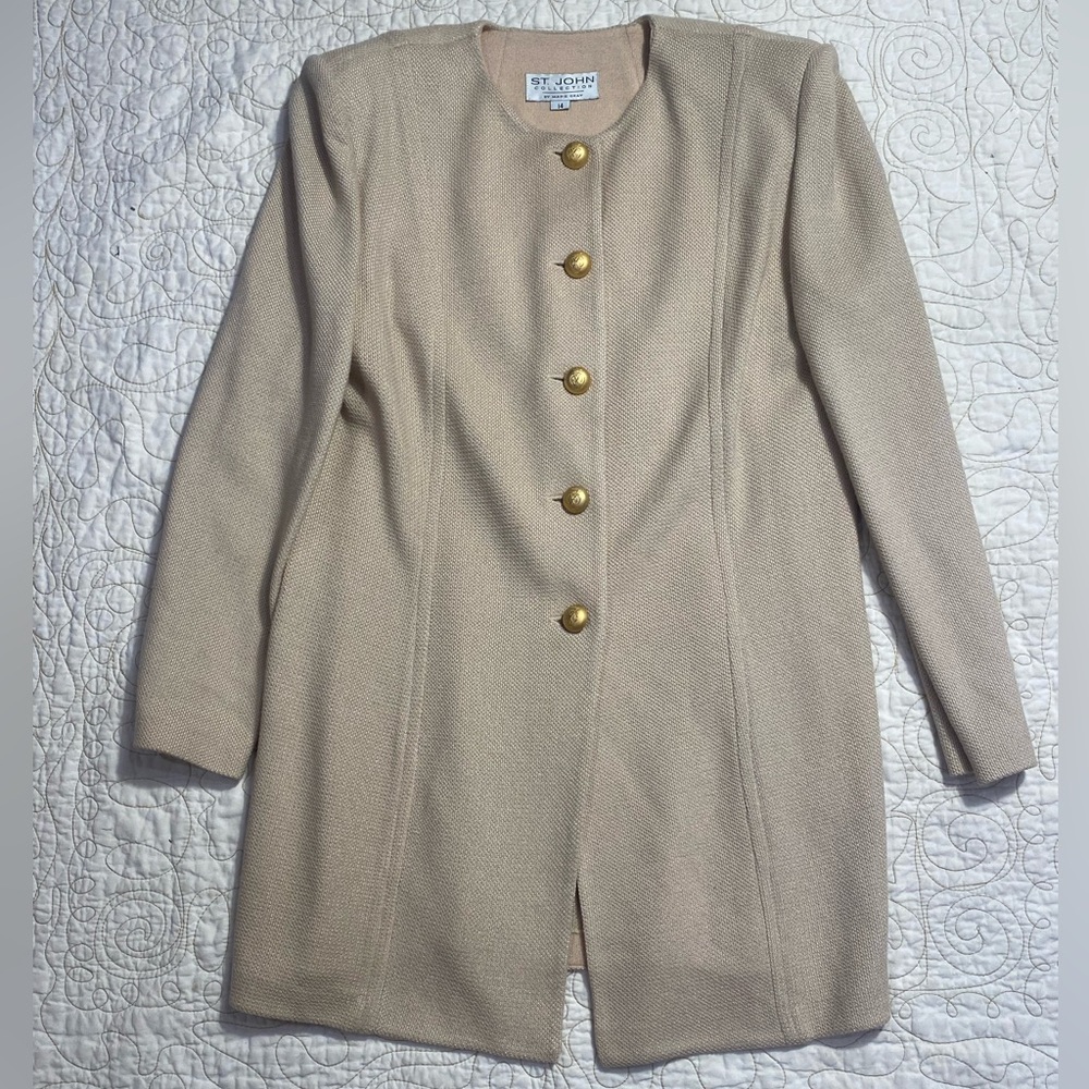 Elegant Beige Women's Coat
